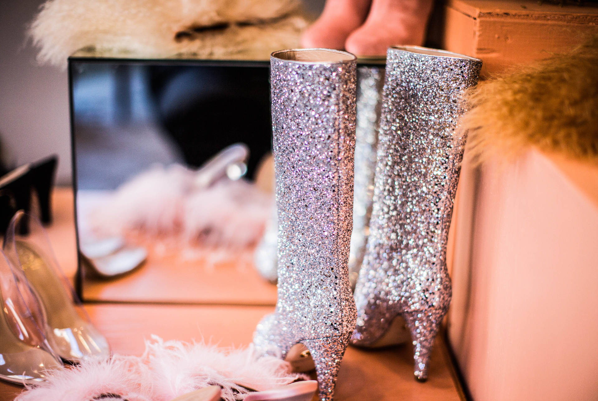 High-cut Silver Glitter Boots