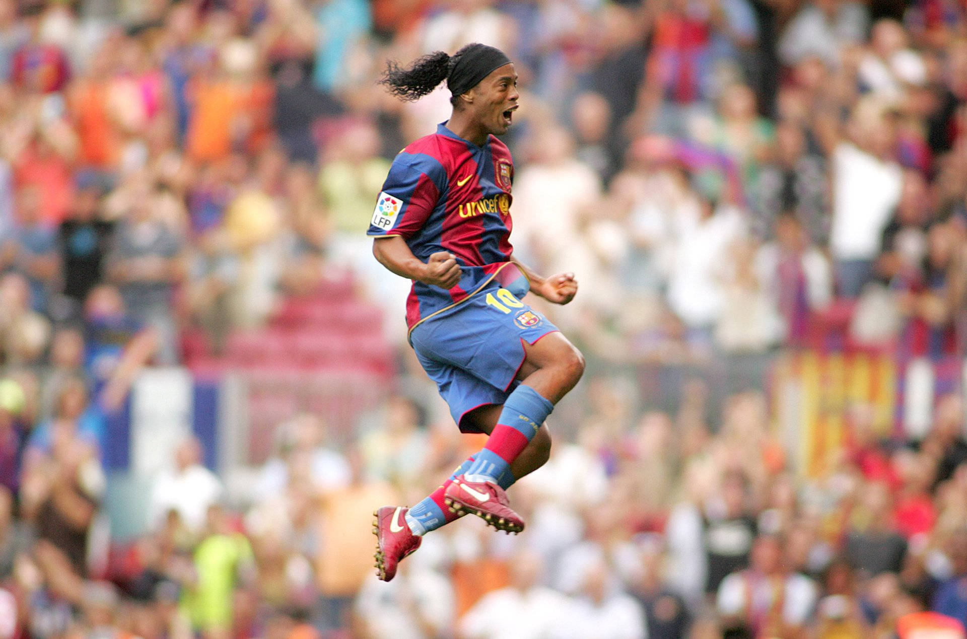 High Jump Ronaldinho Background