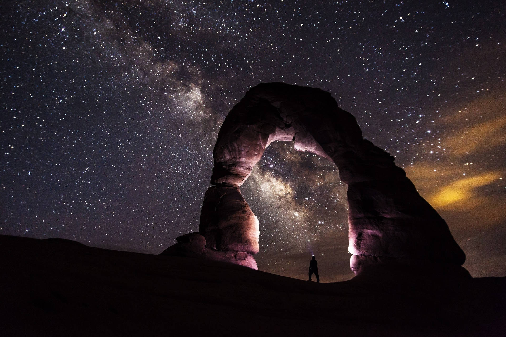 High Resolution Star And Rock Formation Background