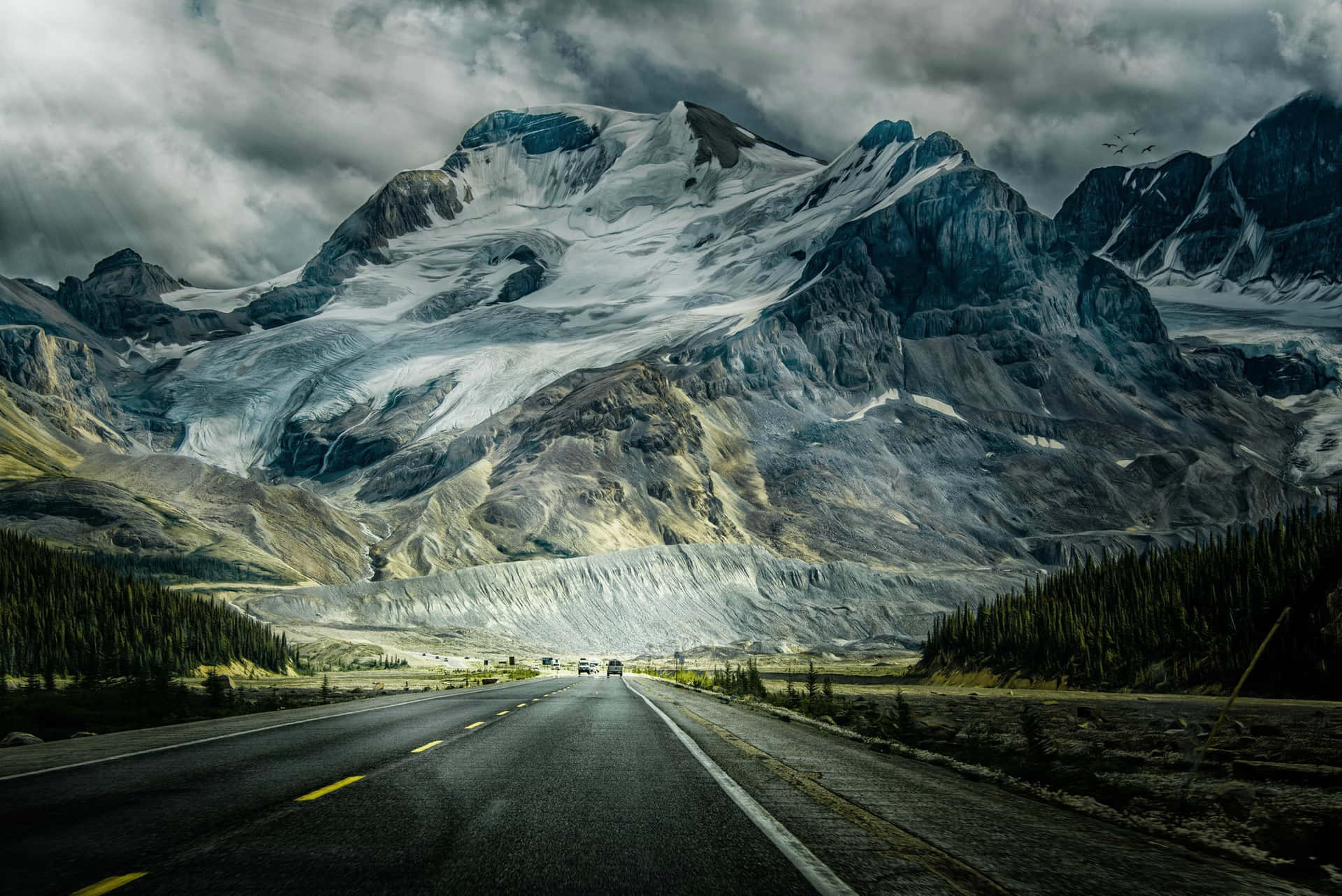 Highway Icefields Parkway