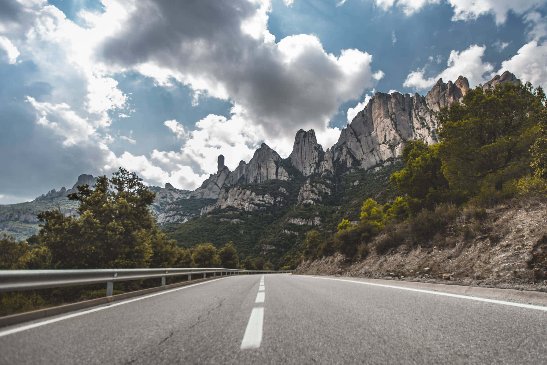 Highway Montserrat Mountain Background