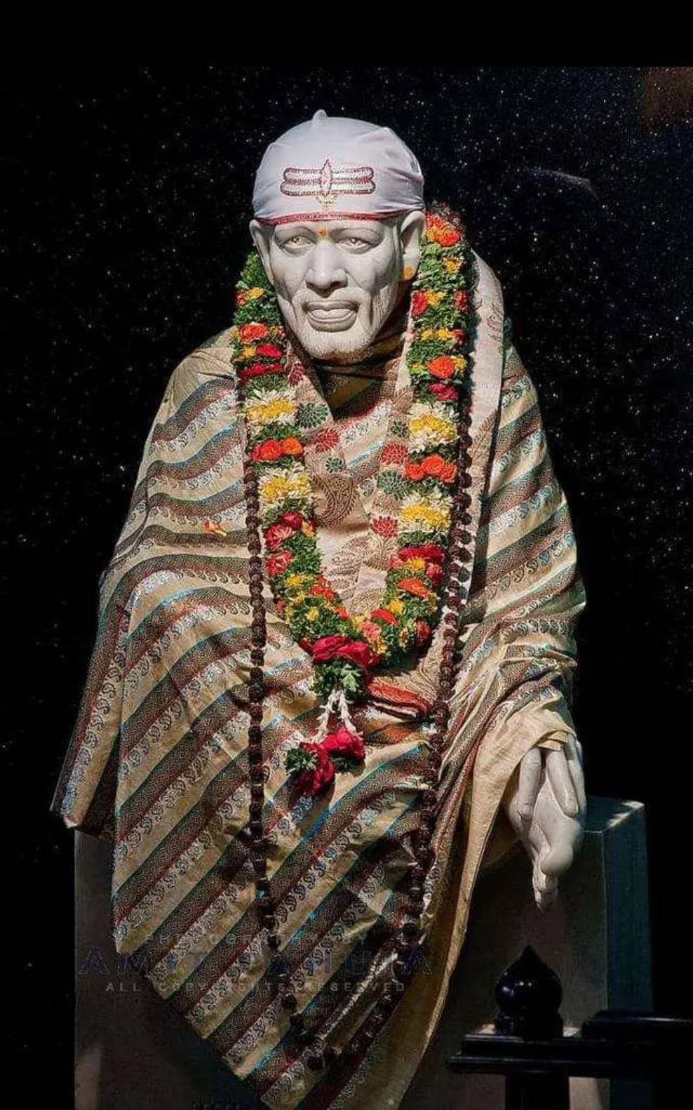 Hindu Guru Saint Sai Baba Phone Background