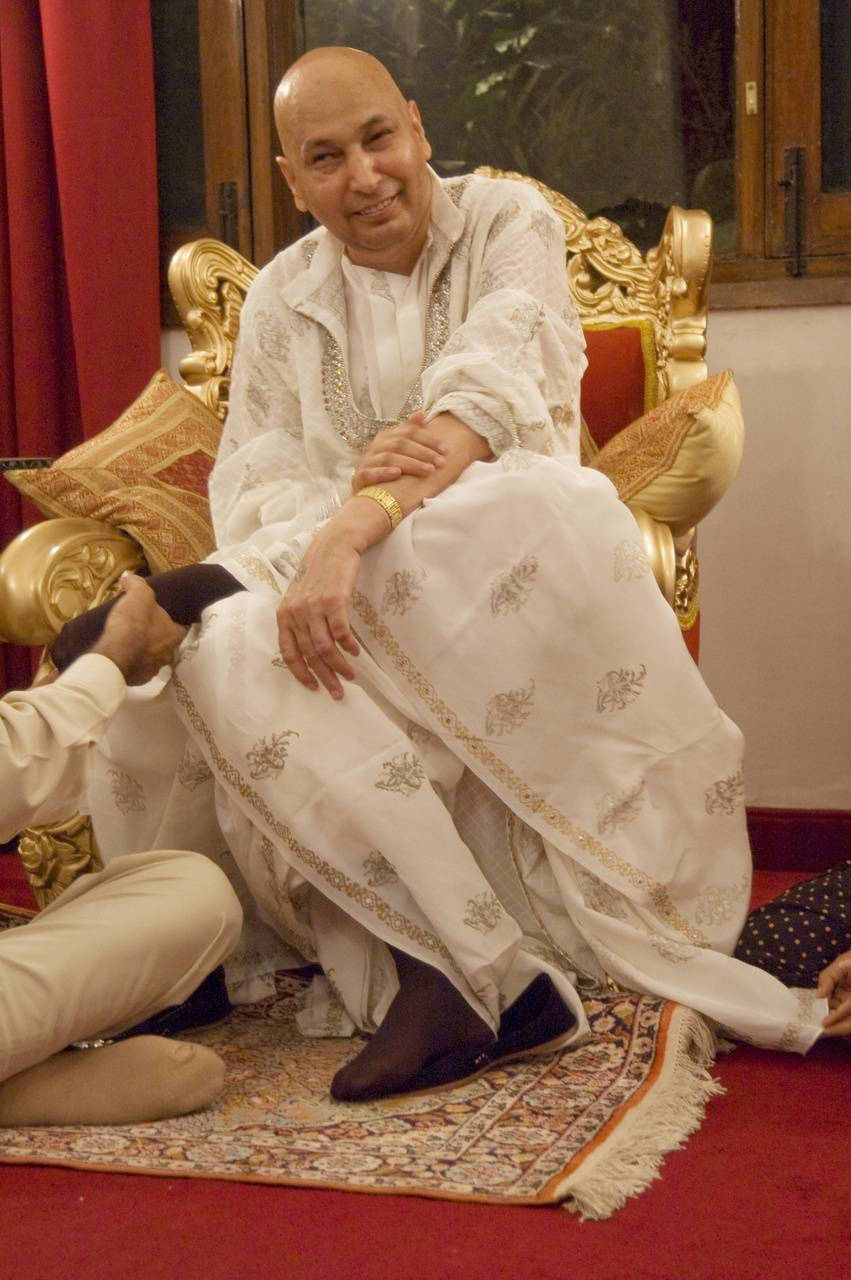 Hindu Leader Guru Ji Background