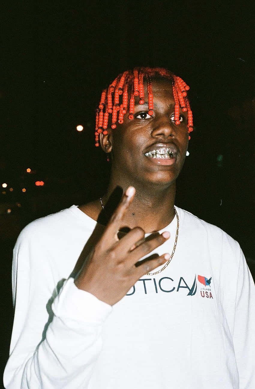 Hip-hop Artist Lil Yachty Background
