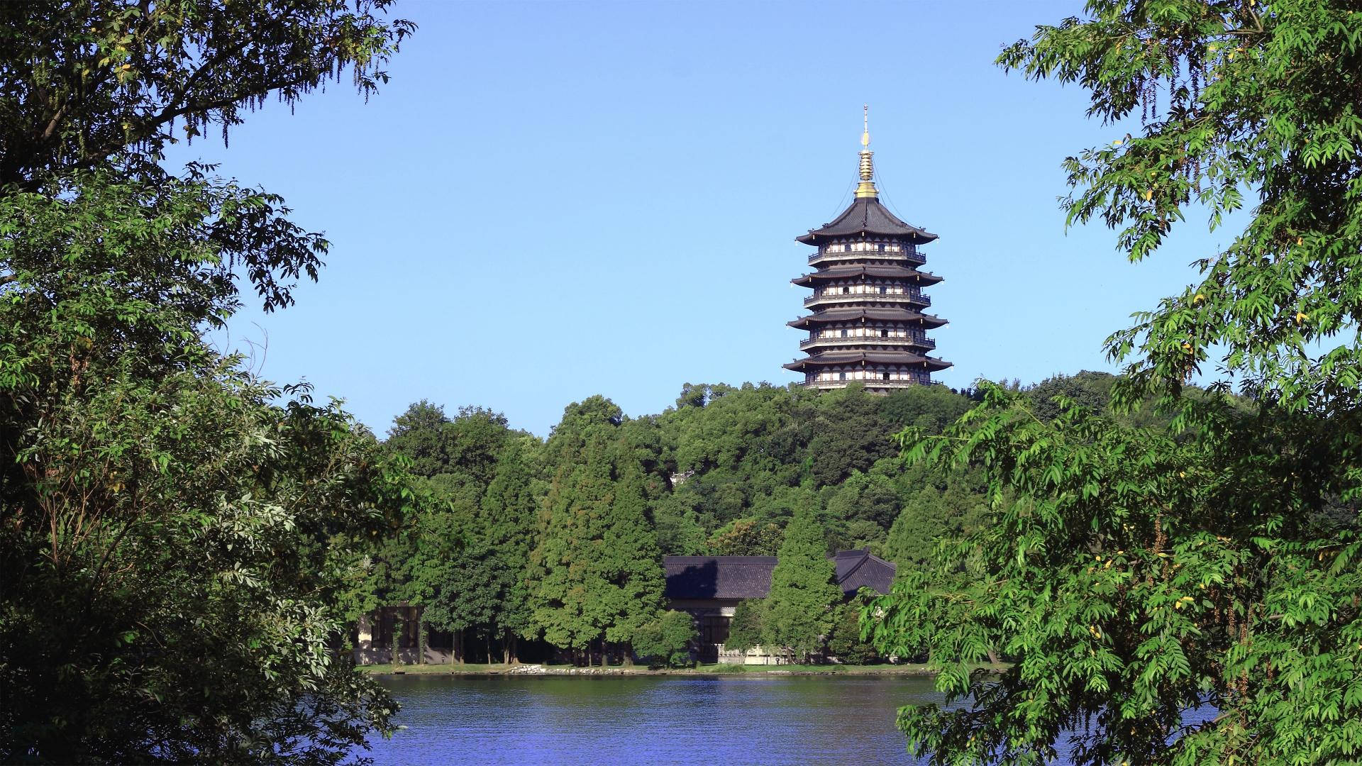 Historical Hangzhou Leifeng Pagoda Background