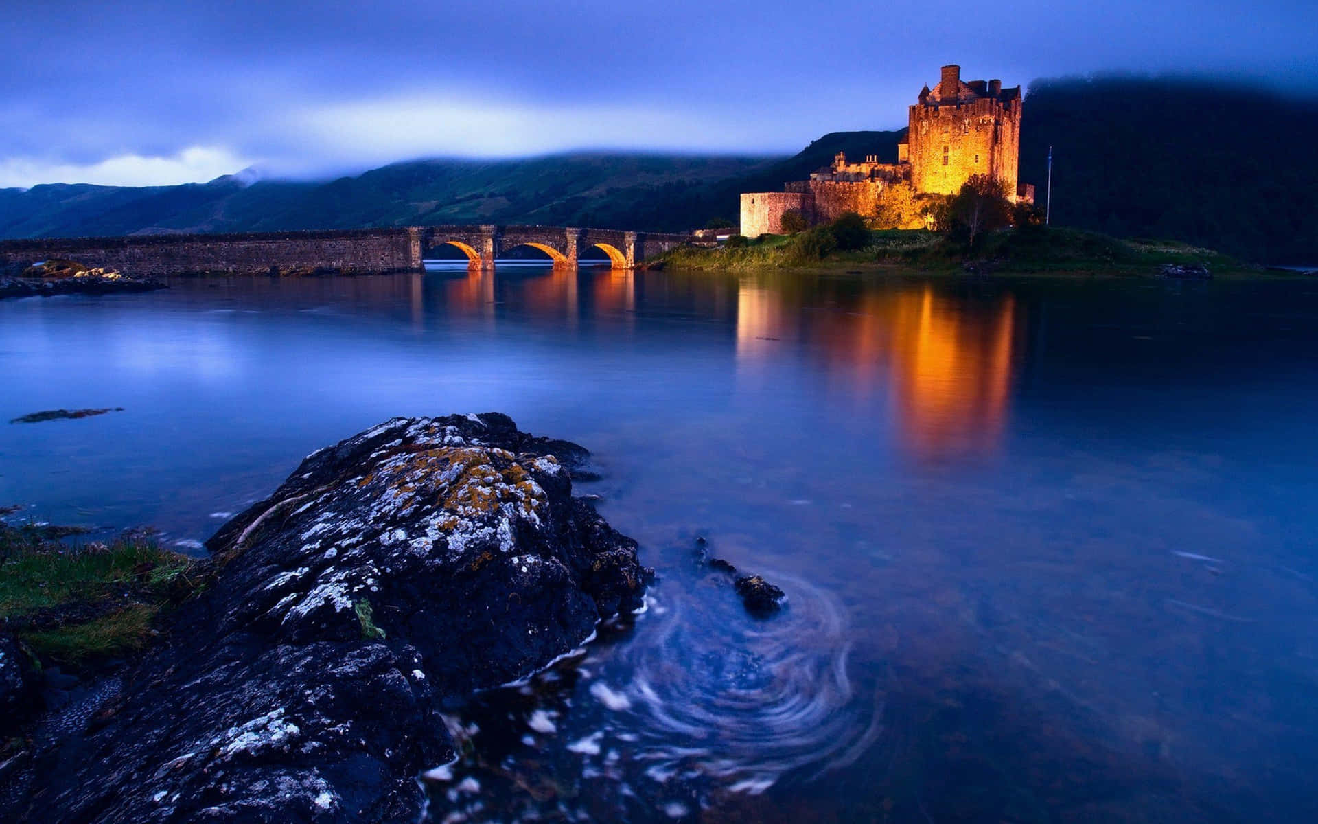 Historical Ruins Of Scotland's Old Castle Background