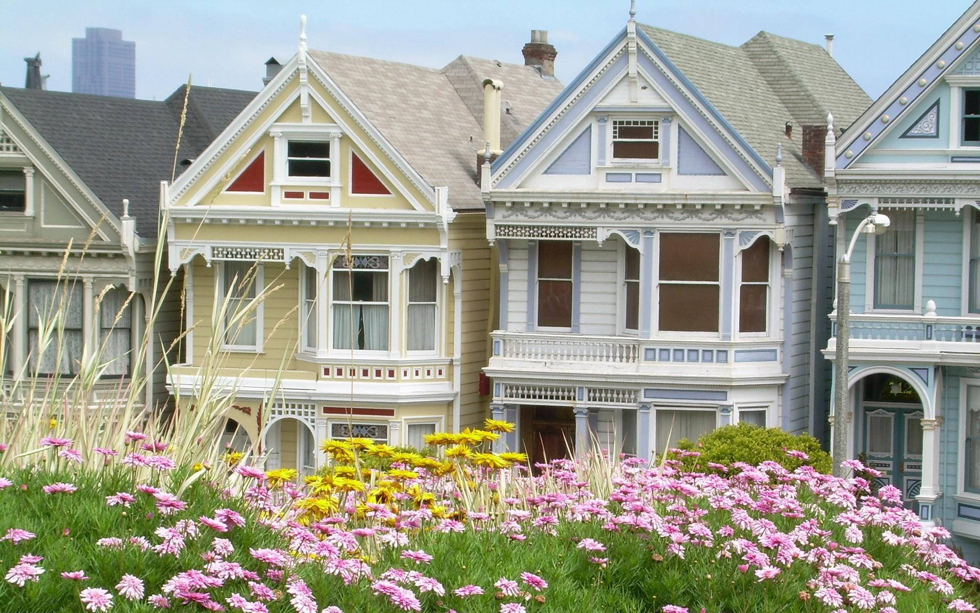 Historical Victorian Houses