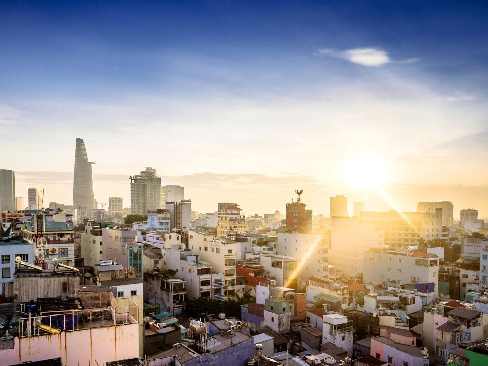 Ho Chi Minh City Morning Sun Background