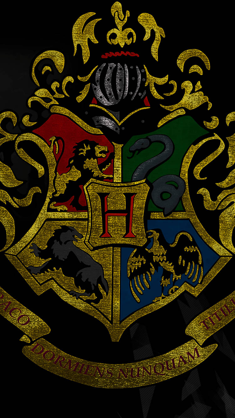 Hogwarts Crest With Slytherin Background