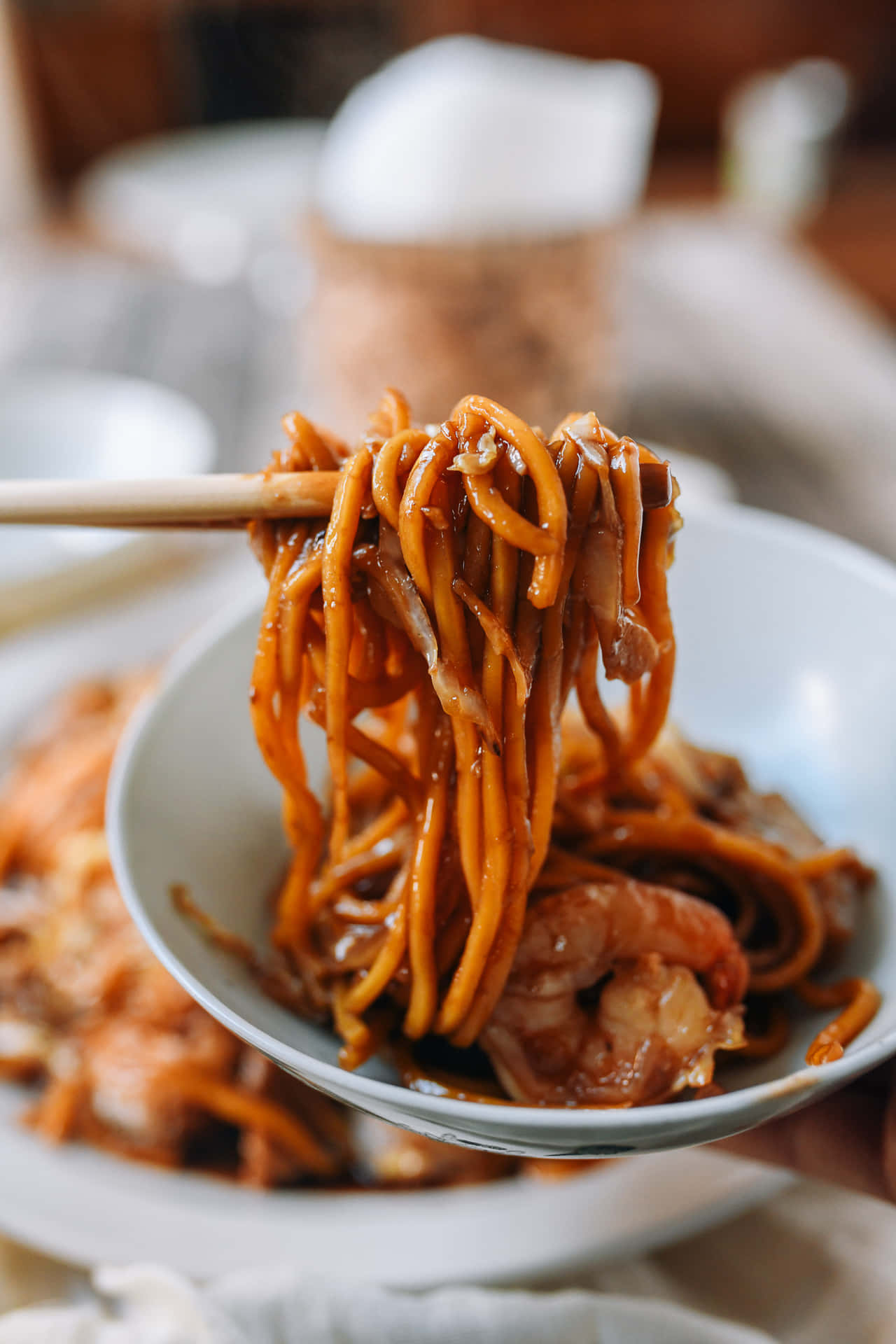 Hokkien Mee Placed On Small Bowl Background