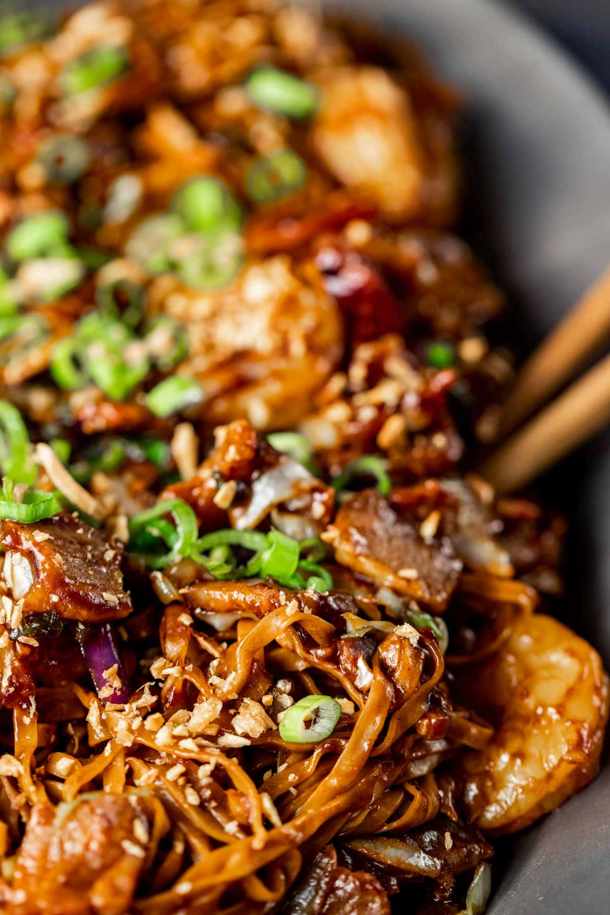 Hokkien Mee With Colorful Ingredients Background