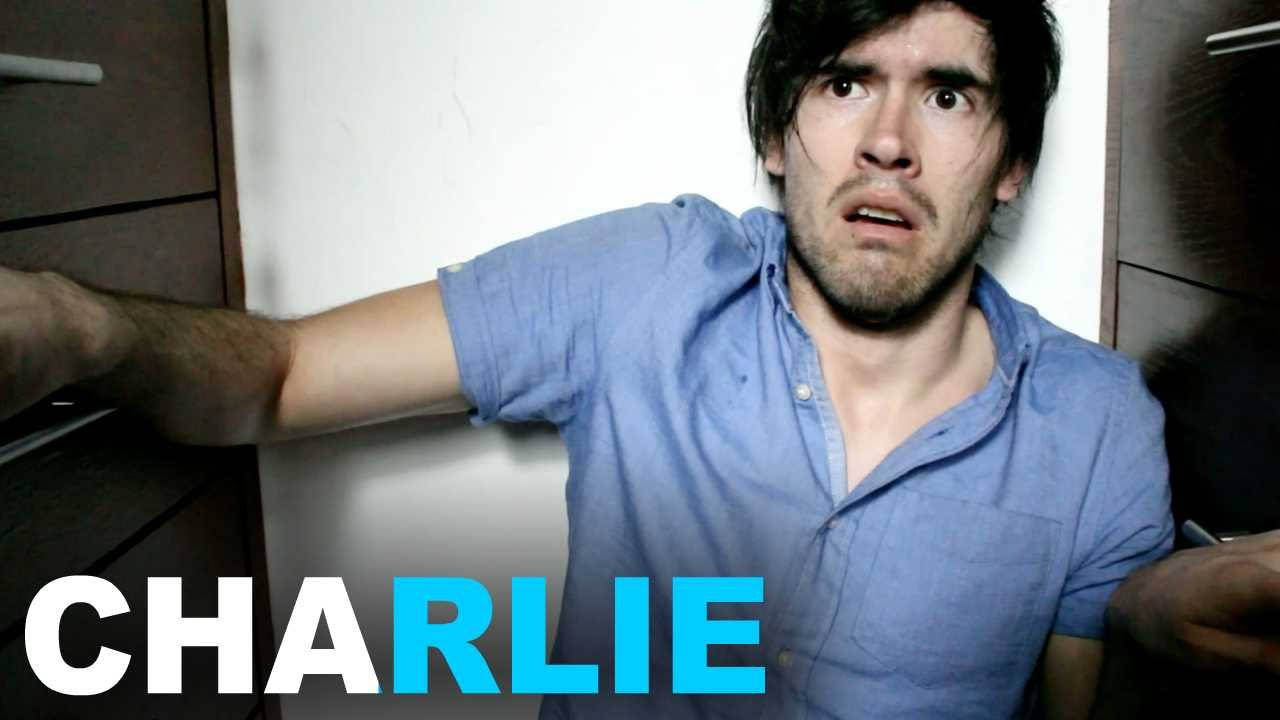 Holasoygerman Charlie Video Background