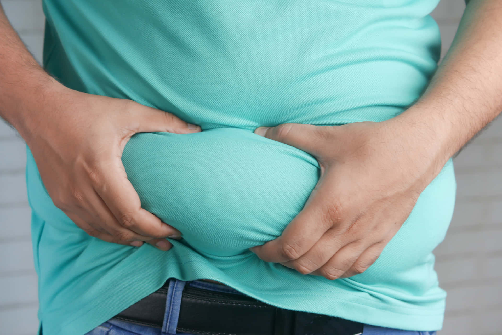 Holdings Of Thick Belly Background