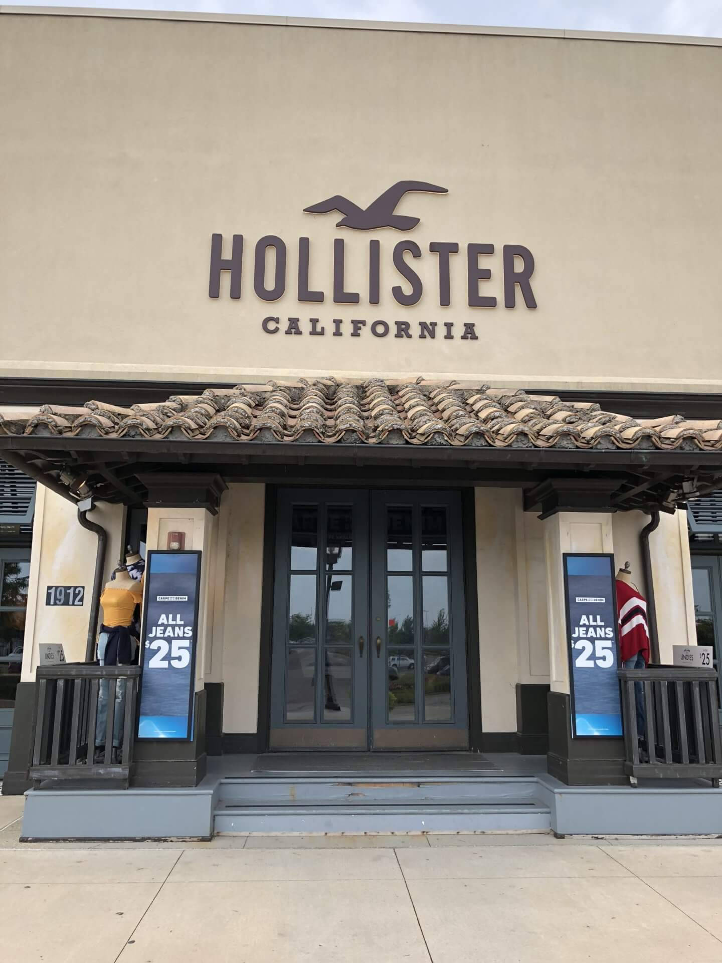 Hollister Store Front Logo