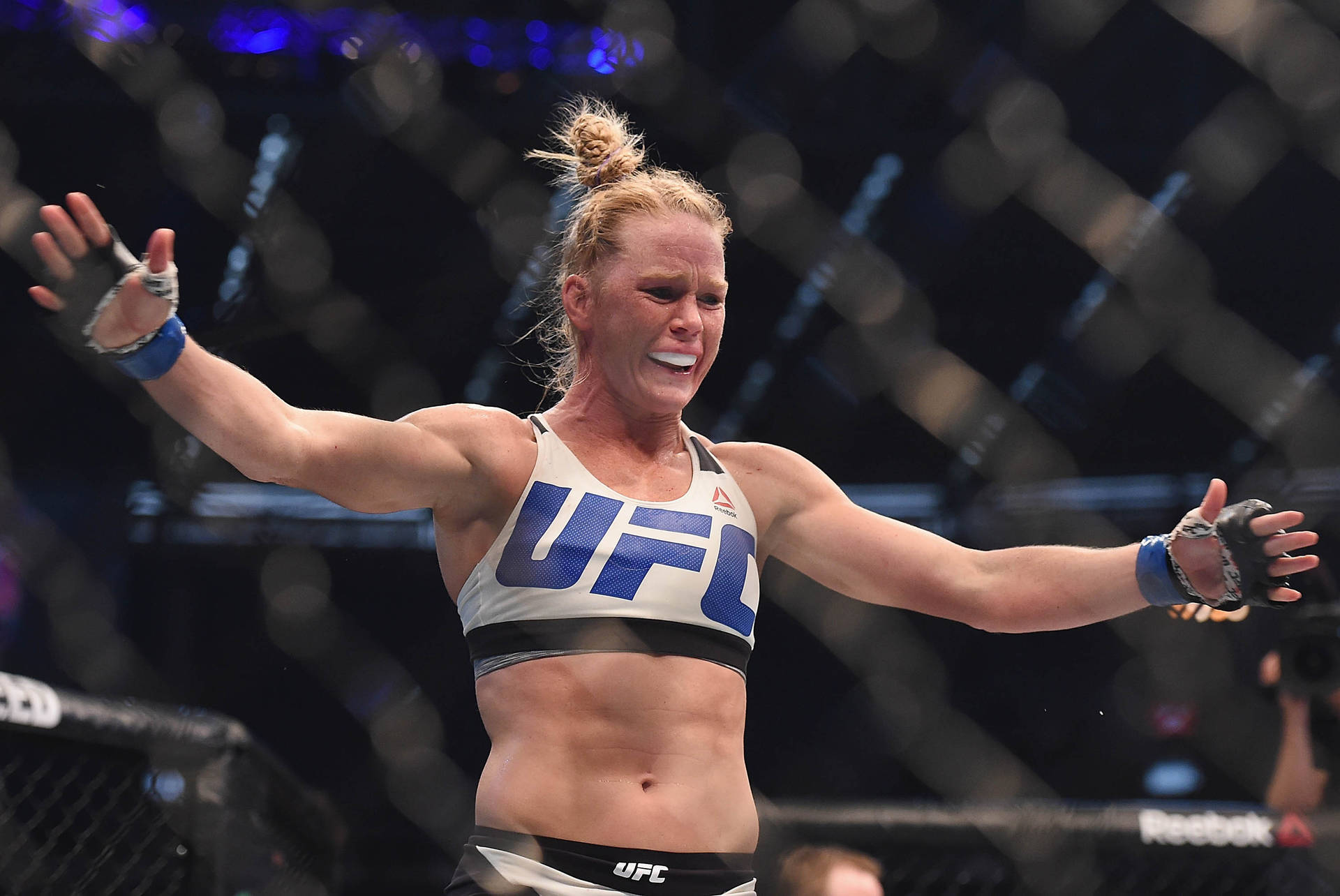 Holly Holm Wins Ufc Bantamweight Championship Background