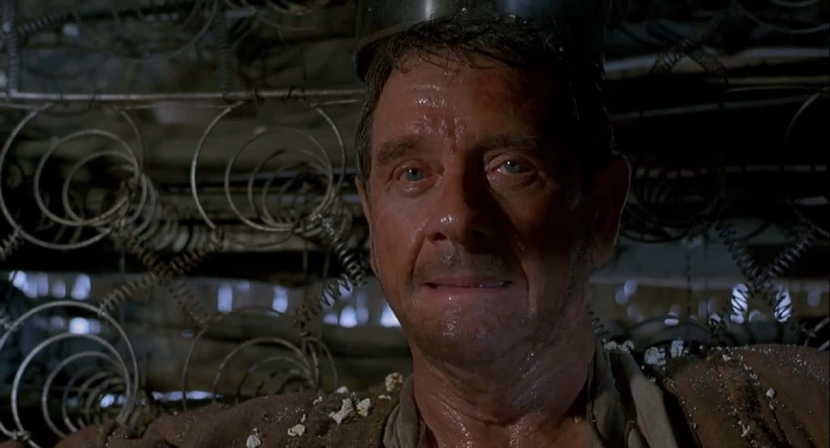 Hollywood Actor Richard Crenna Entertains An Audience Background
