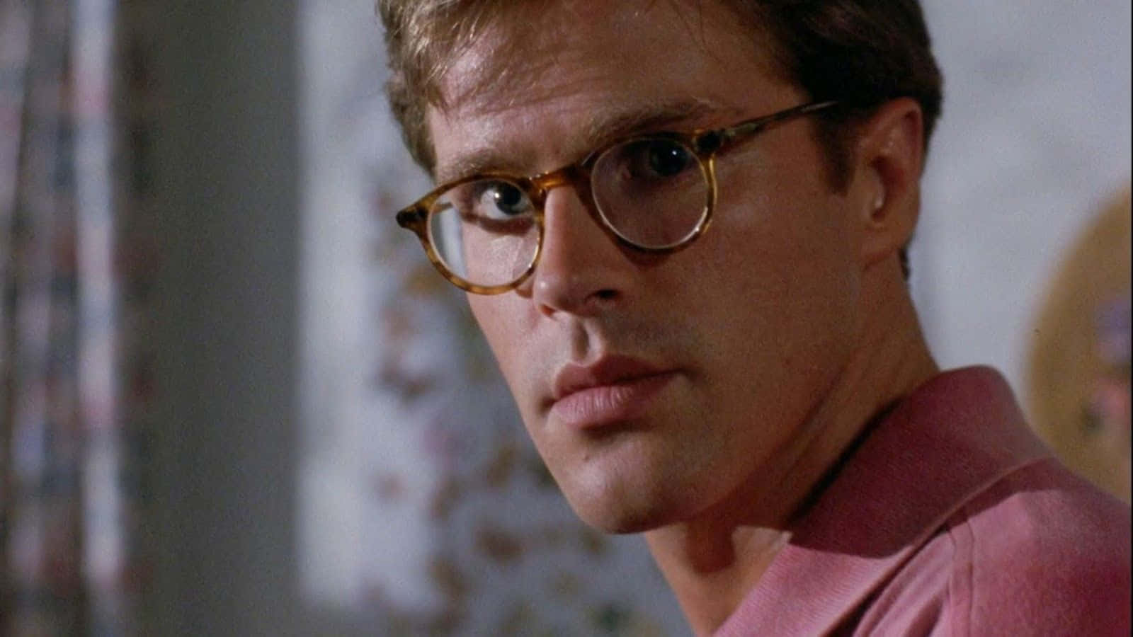Hollywood Star Cary Elwes Background