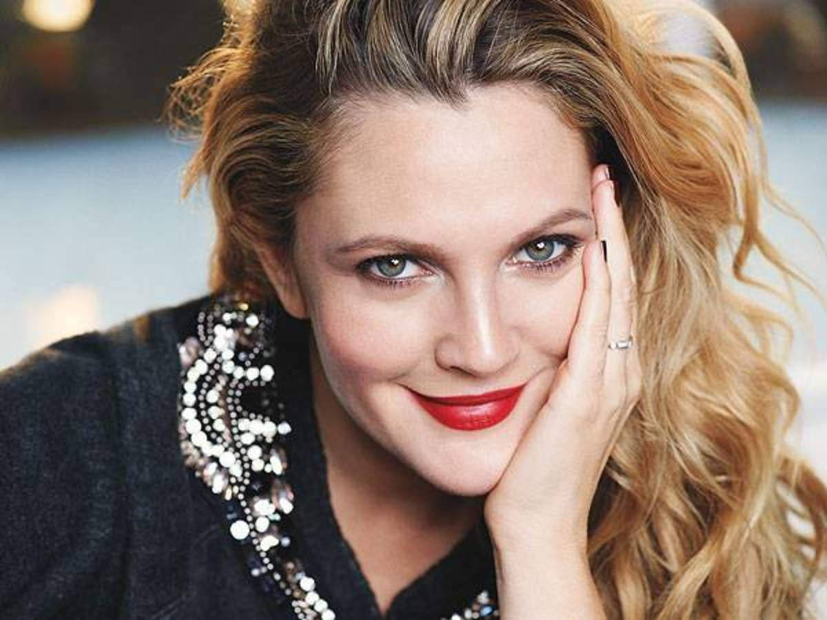 Hollywood Star Drew Barrymore Background