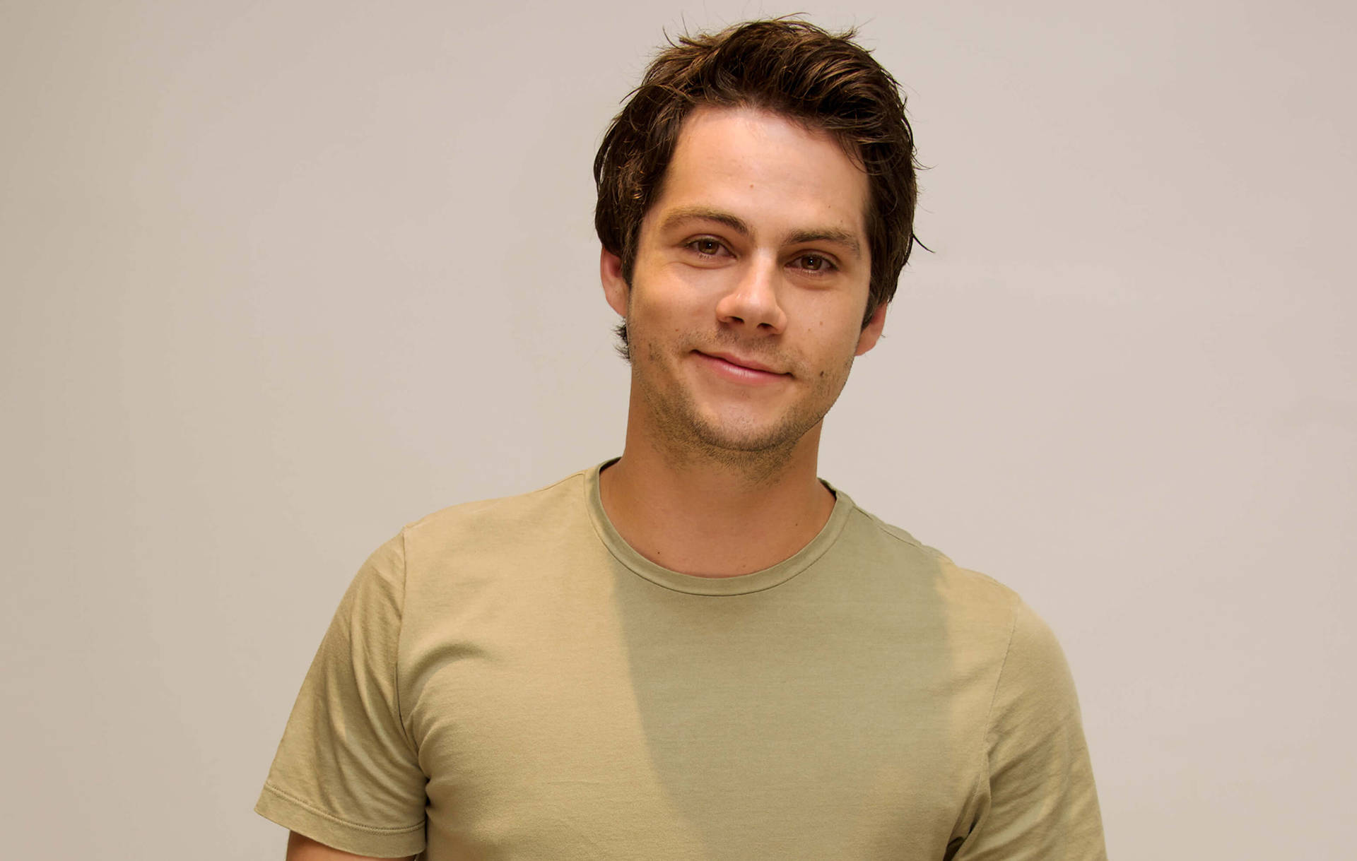 Hollywood Star Dylan O'brien Posing For Nme Magazine Background