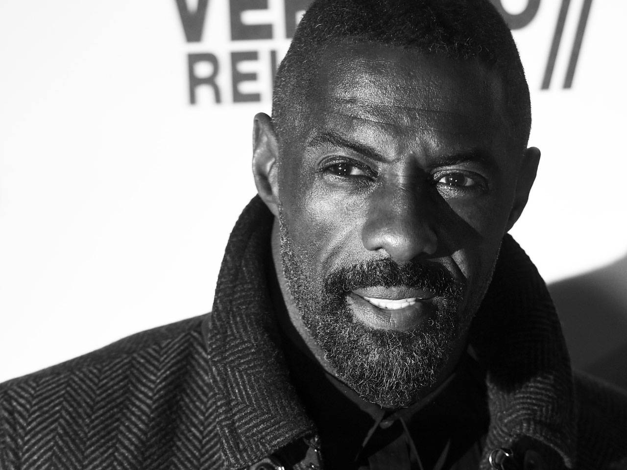 Hollywood Star Idris Elba Sporting A Stylish Thick Trench Coat