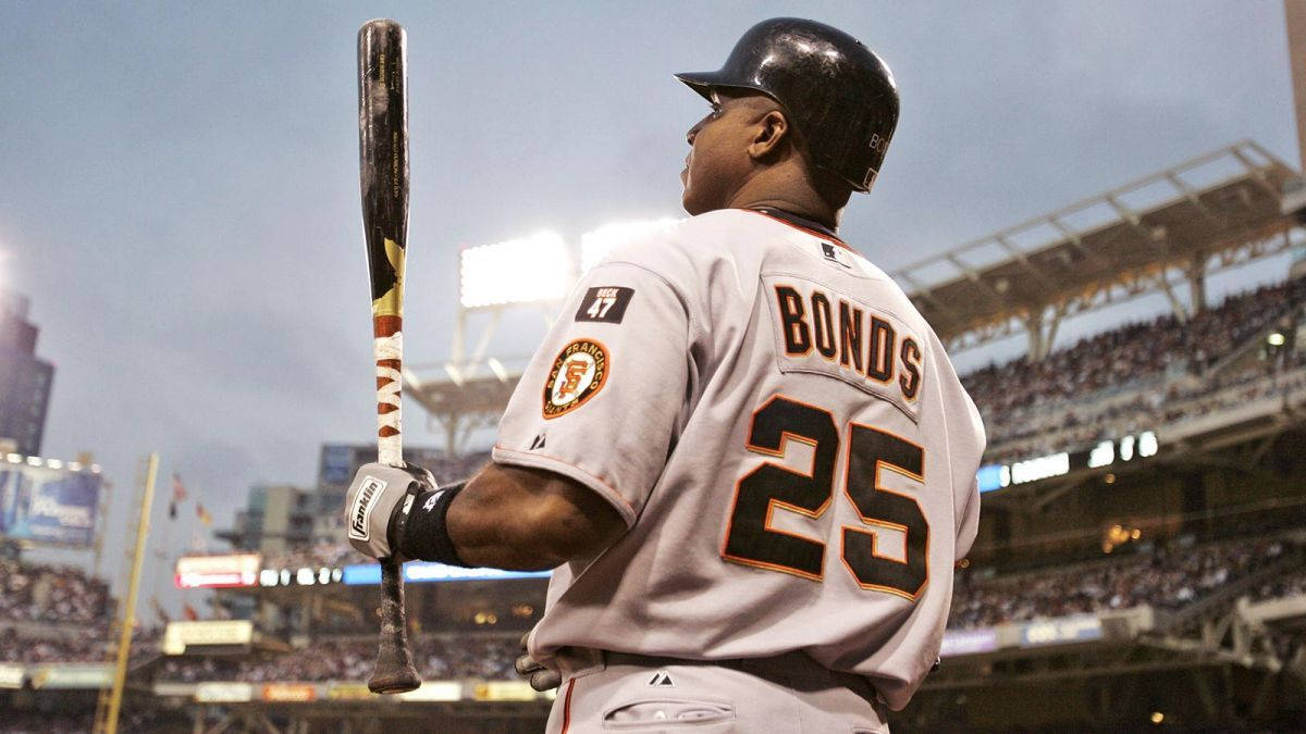 Home Run King Barry Bonds In Action Background