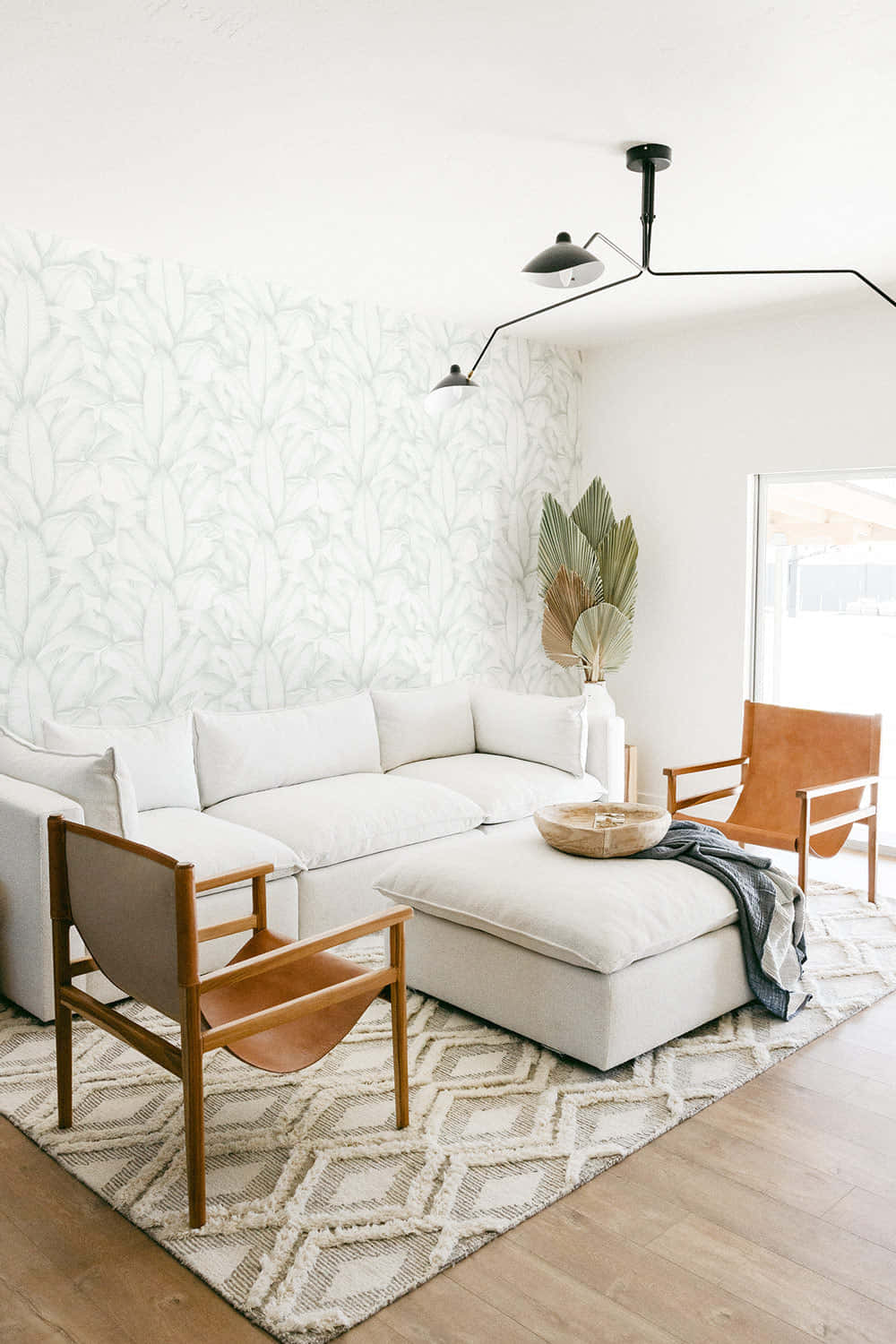 Home With A Subtle Interior Design That Appears Luxurious Background