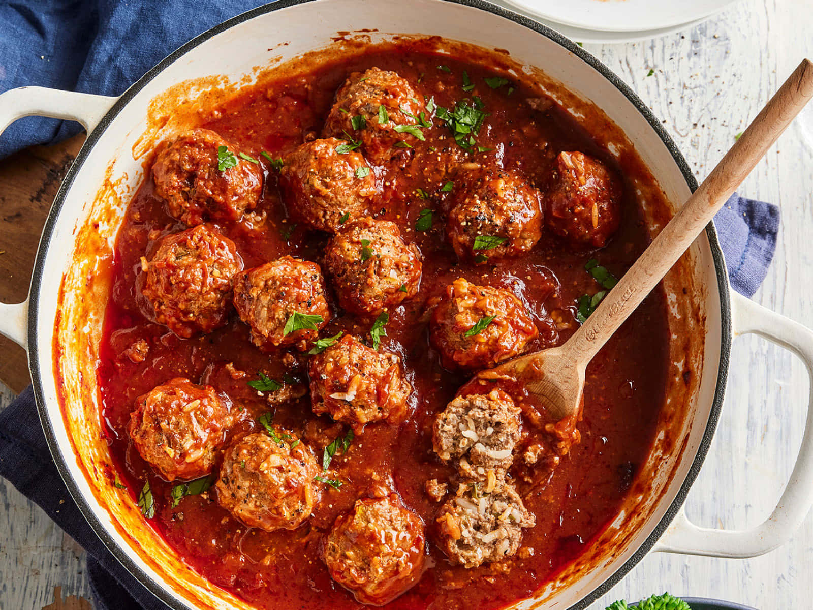 Homemade Meatballsin Tomato Sauce.jpg Background