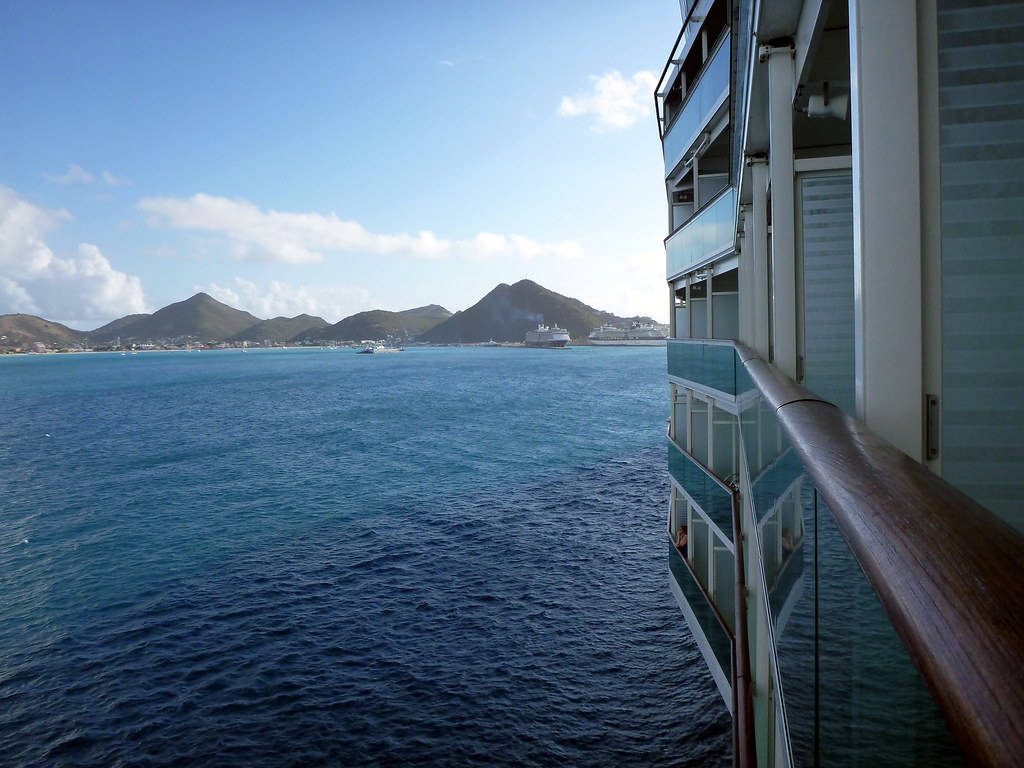 Hotel Above The Waters Of Sint Maarten Background