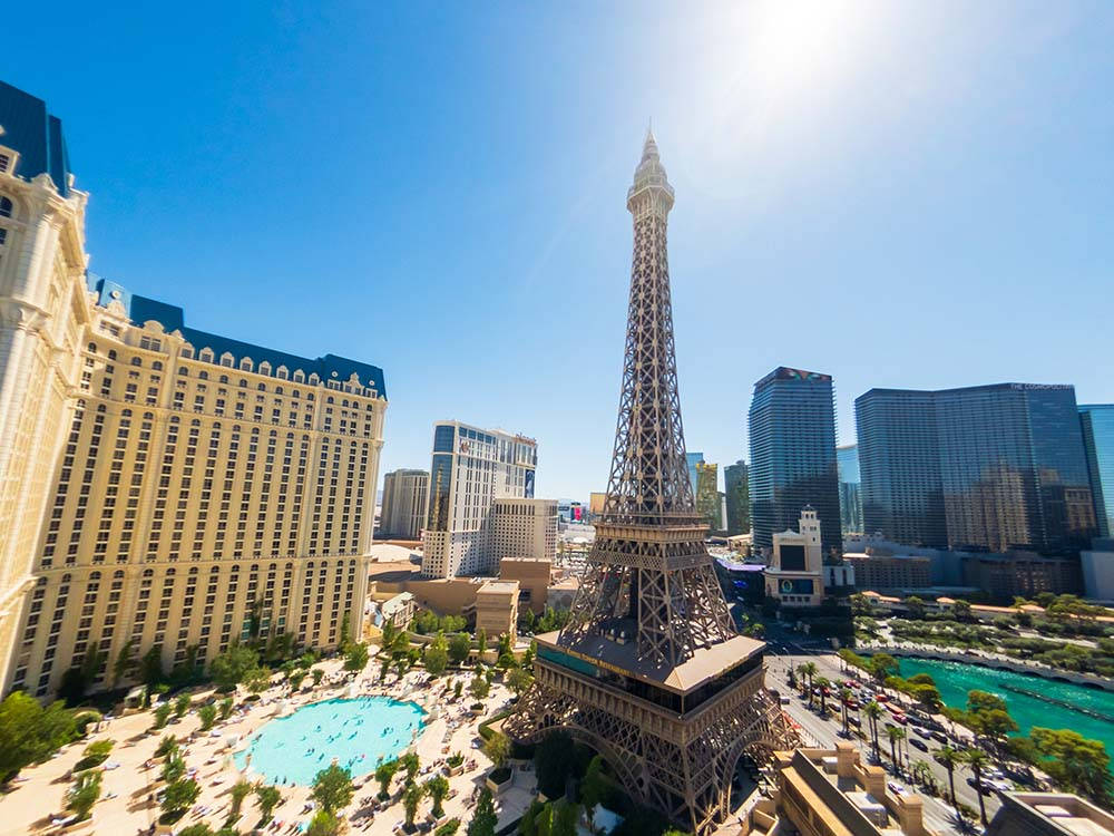 Hotel And Casino Building Eiffel Tower Paris Las Vegas Background