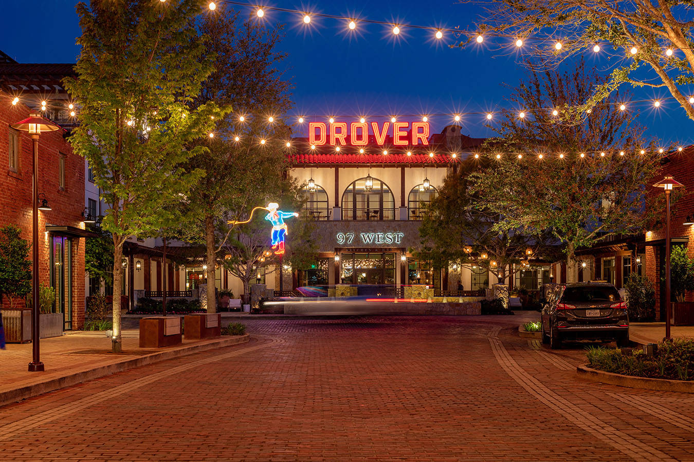 Hotel Drover In Fort Worth Background