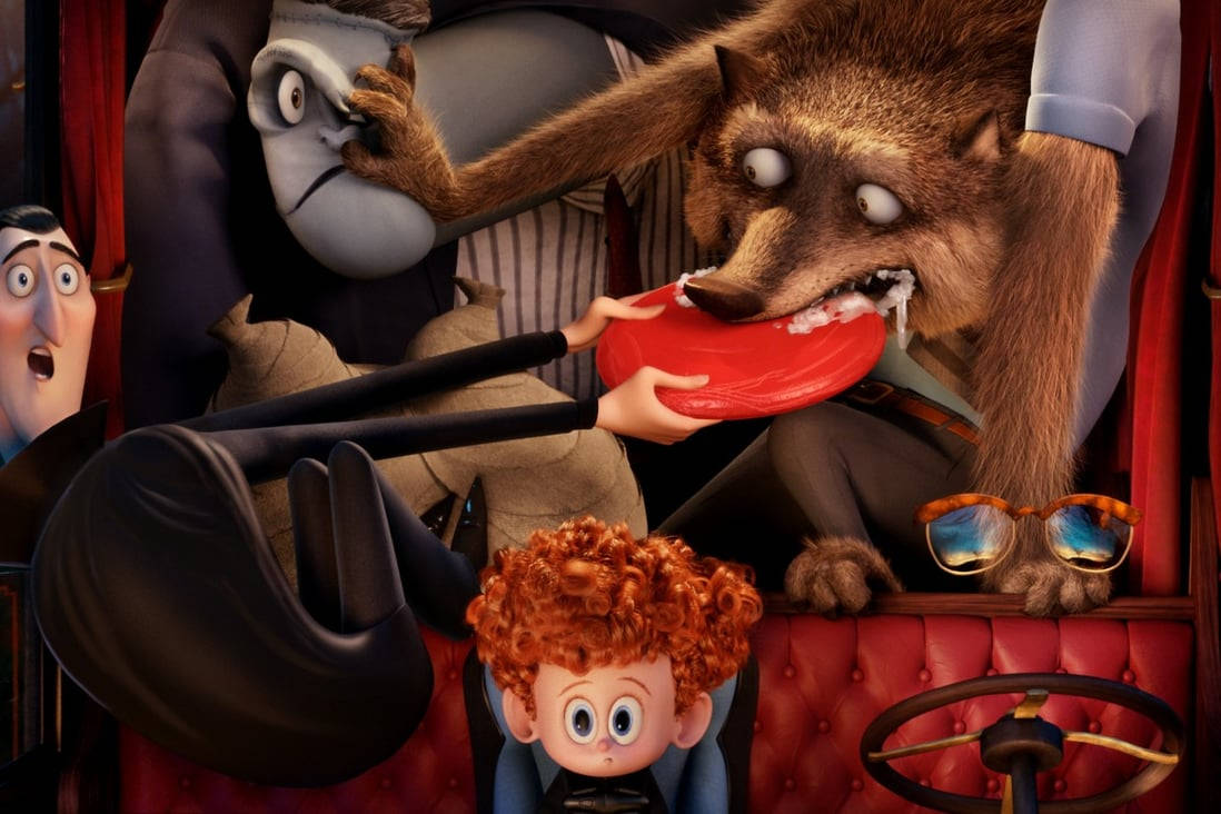 Hotel Transylvania 2 Characters In A Carriage Background