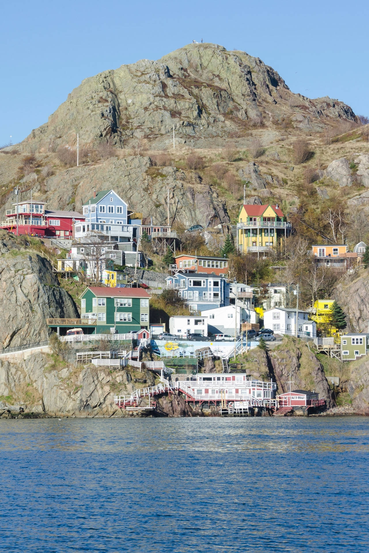 Houses At Newfoundland's Cliffs Background