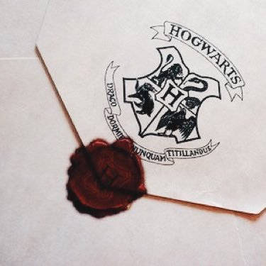 Hp Aesthetic Hogwarts Envelope With Red Seal Background