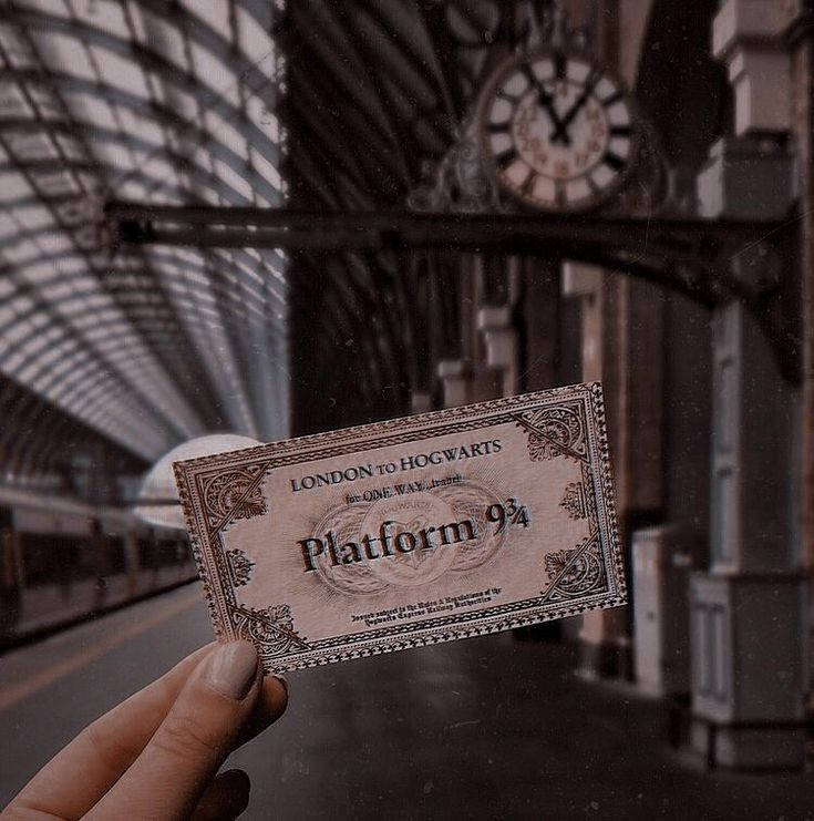 Hp Hogwarts Express Ticket Aesthetic Background