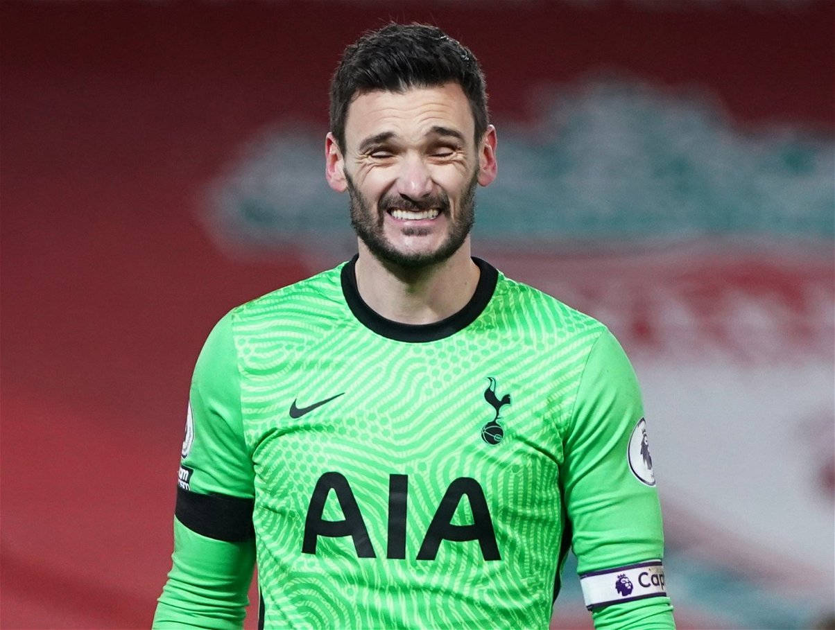 Hugo Lloris Wincing Background