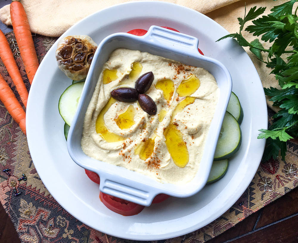 Hummus With Cucumbers