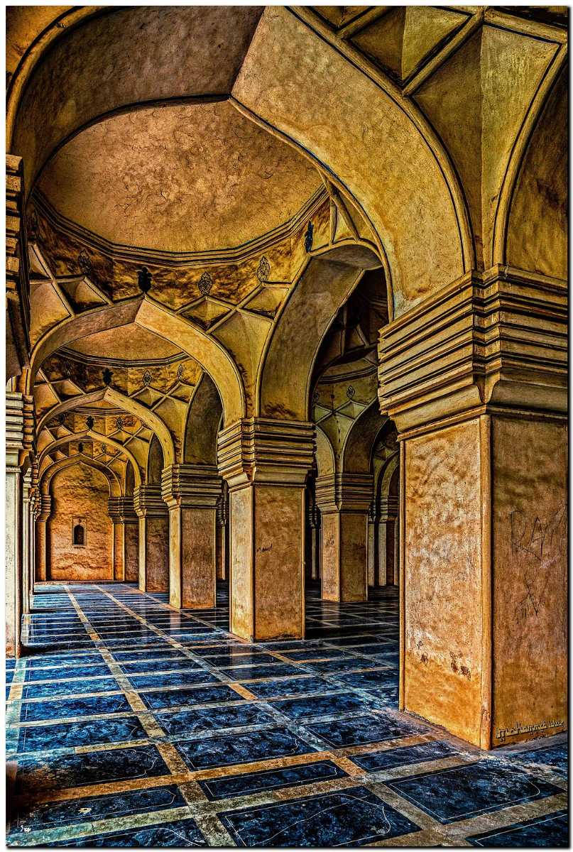 Hyderabad Qutub Mosque Interior Background