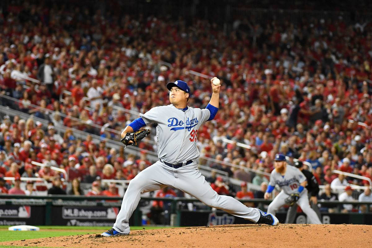 Hyun Jin Ryu And The Audience