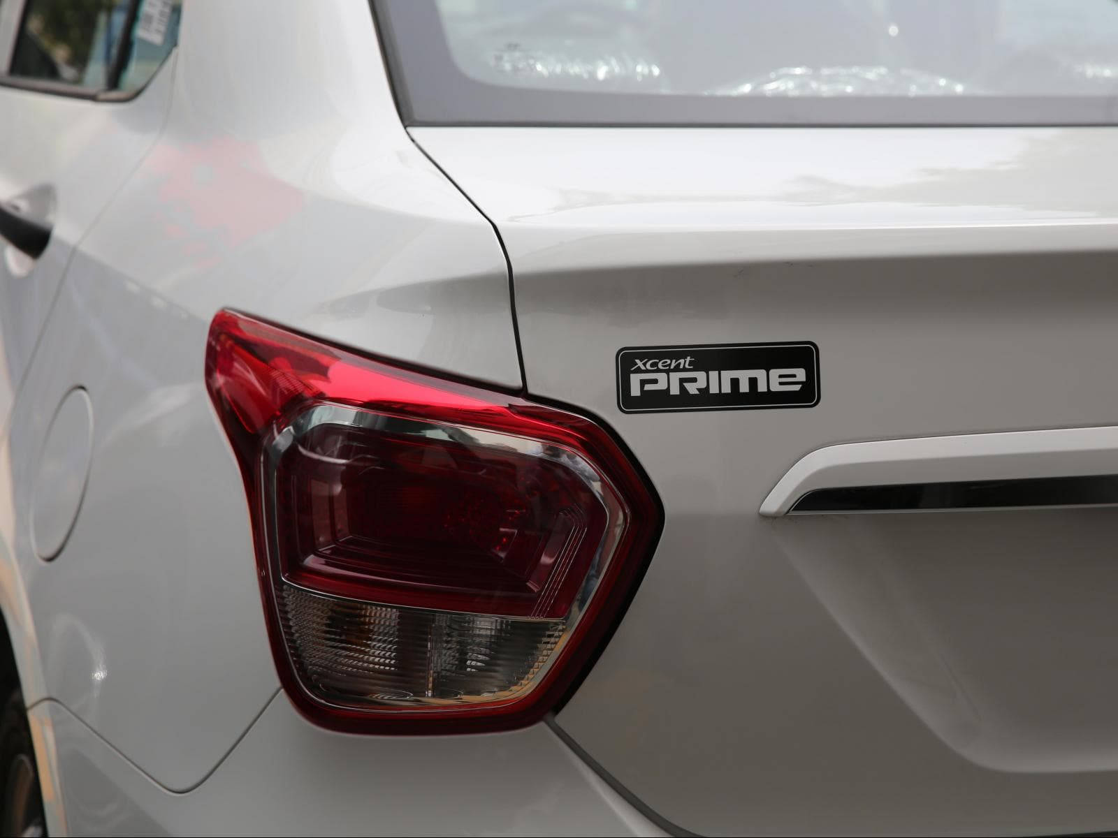 Hyundai Xcent Prime Trunk Background