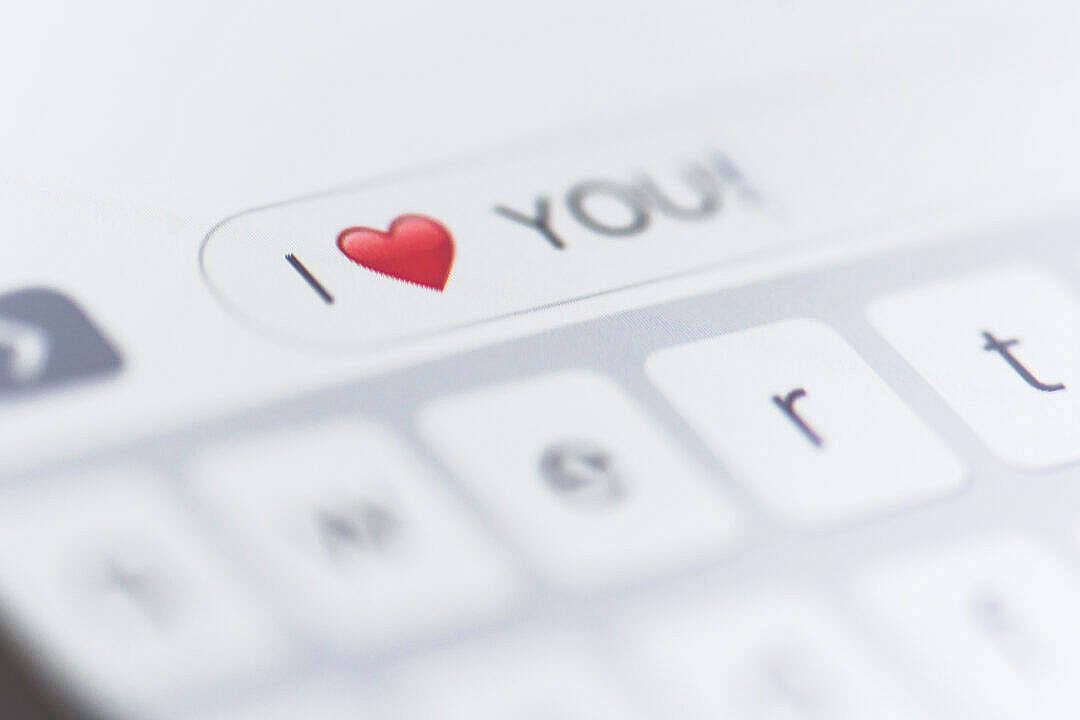 I Love You Aesthetic Text Message Background