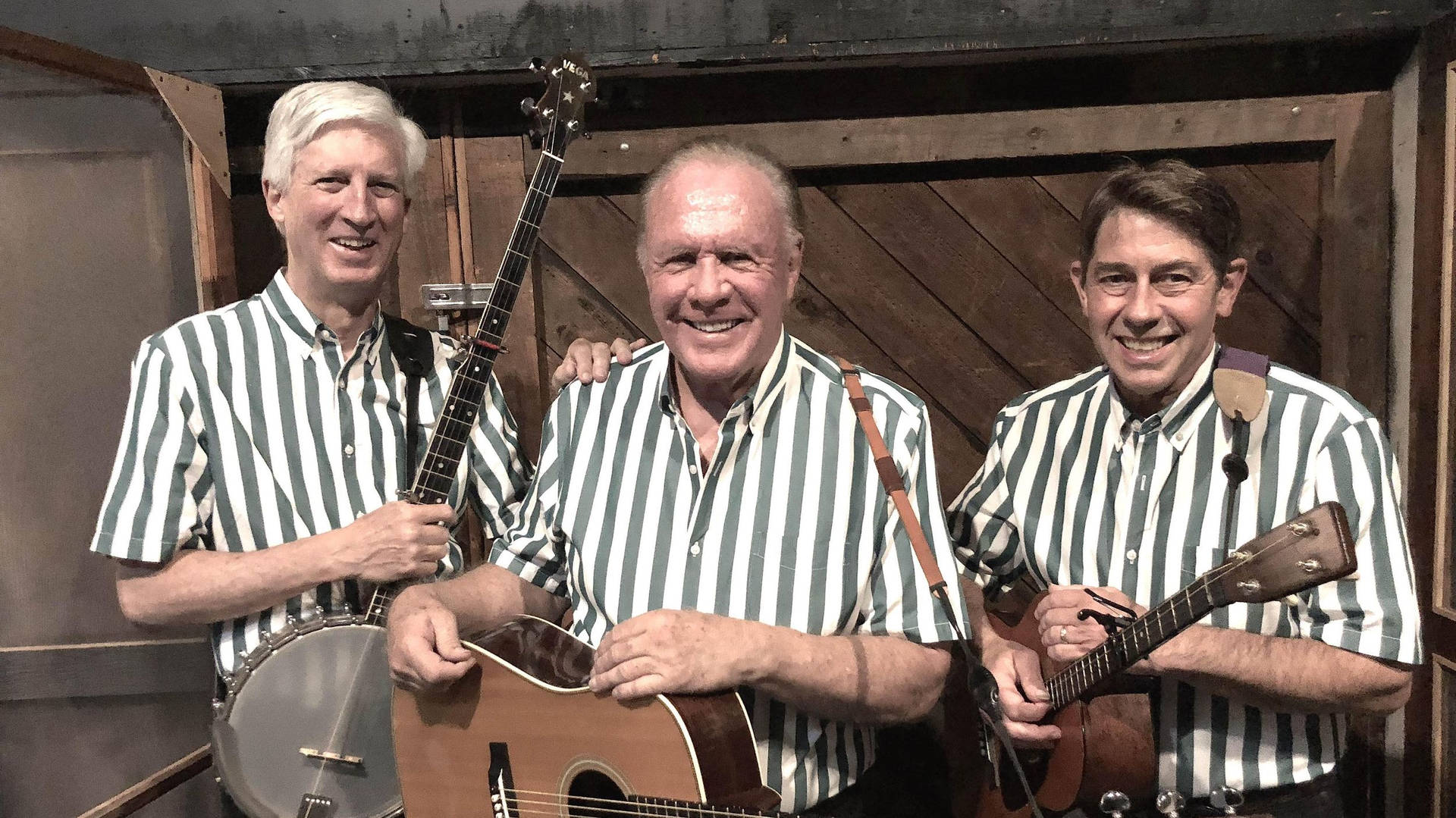 Iconic American Folk Group, The Kingston Trio Background