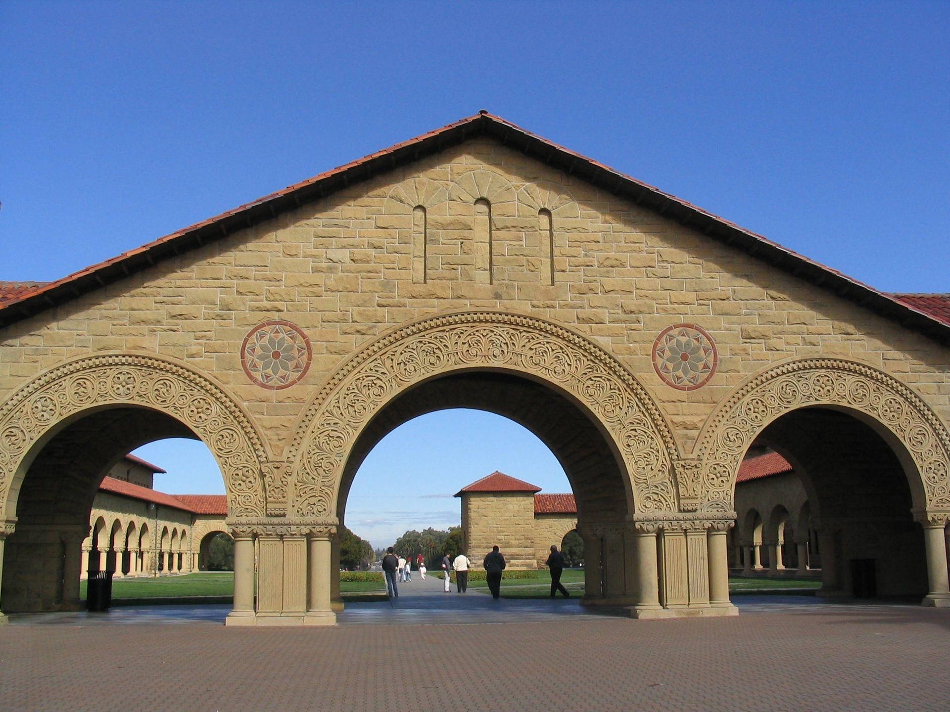 Iconic Arches Of Stanford University Background