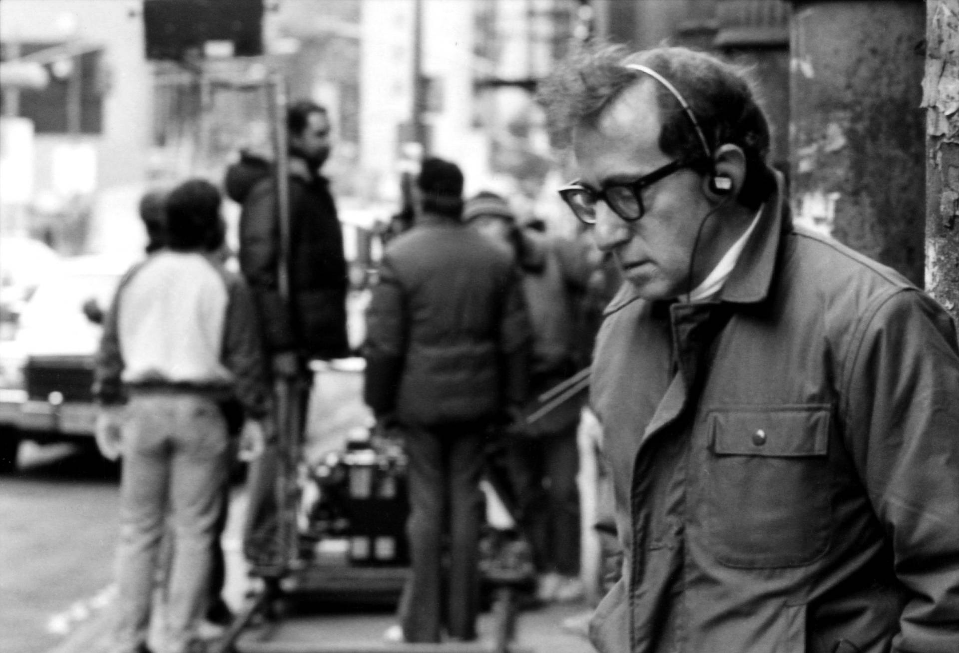 Iconic Black And White Portrait Of Woody Allen Background