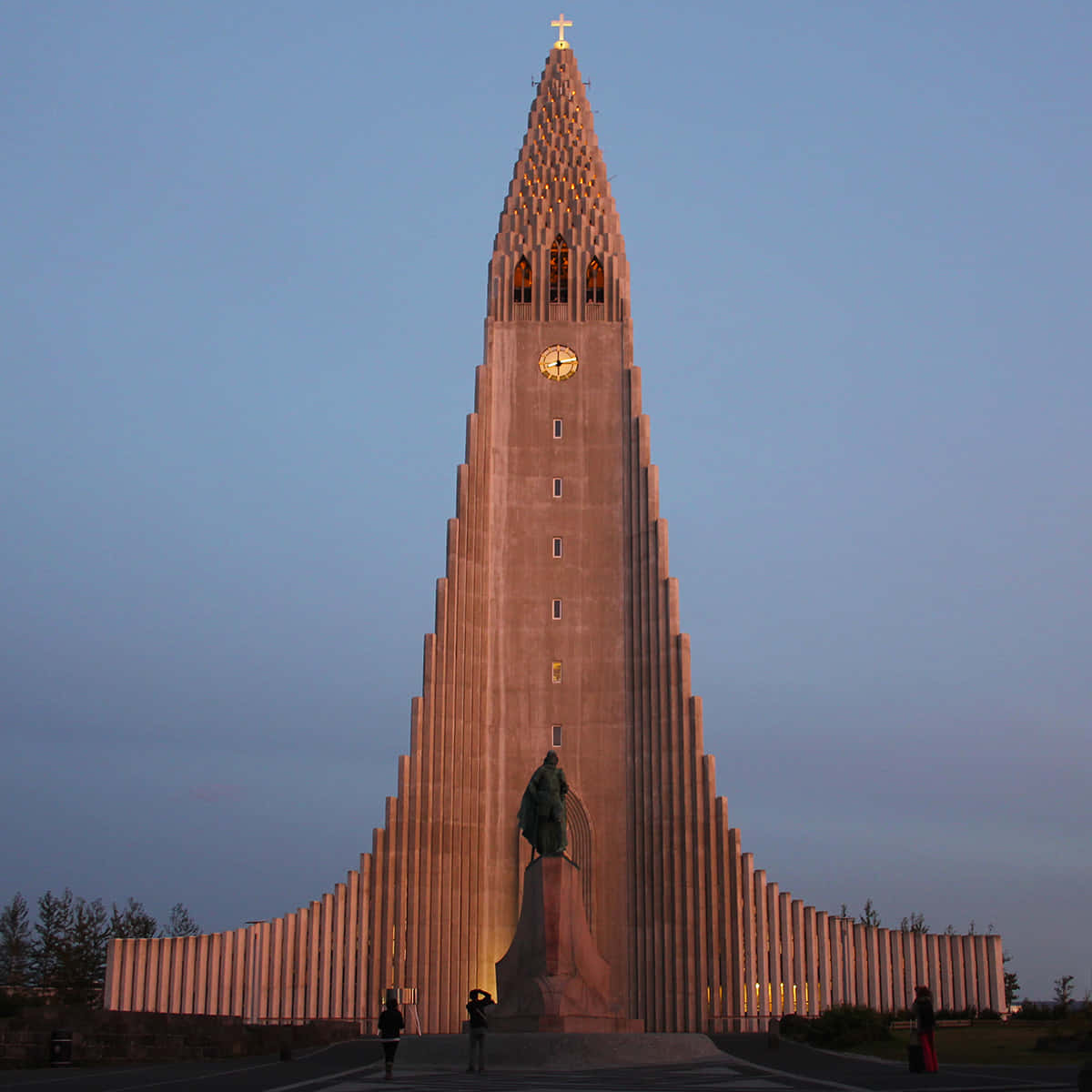 Iconic Feature Of Hallgrimskirkja Background