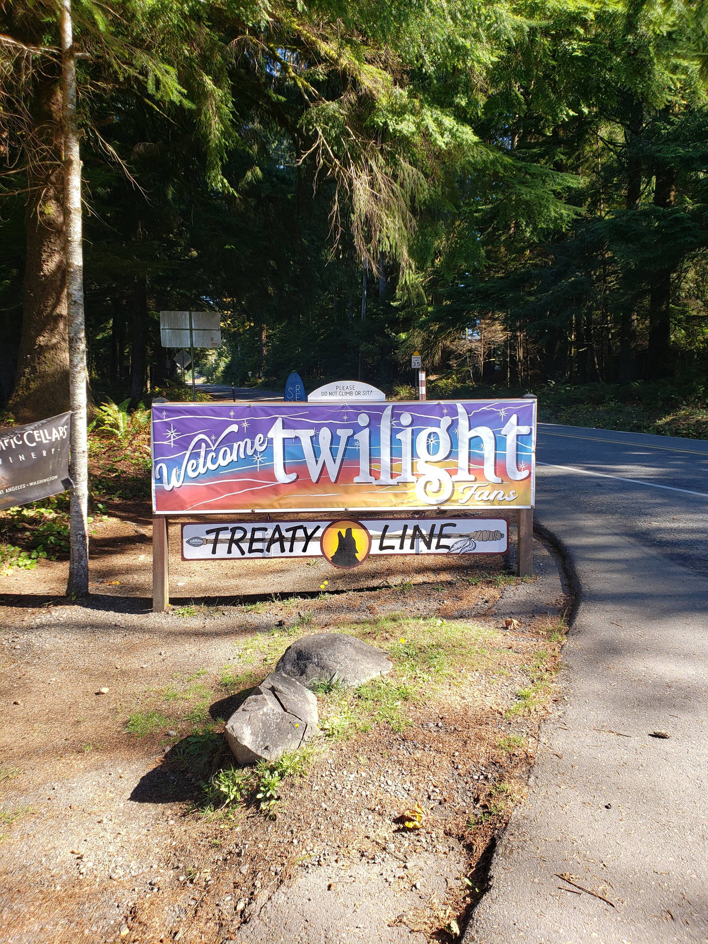 Iconic Forks, Washington Twilight Signage