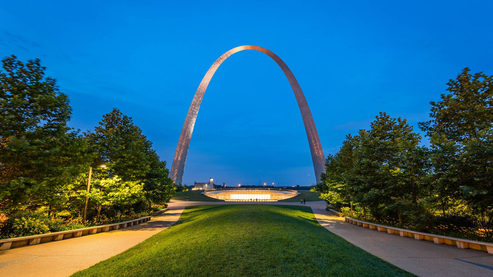 Iconic Gateway Arch At Missouri University Of Science And Technology