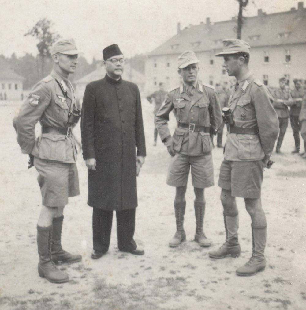 Iconic Image Of Subhas Chandra Bose With German Soldiers Background