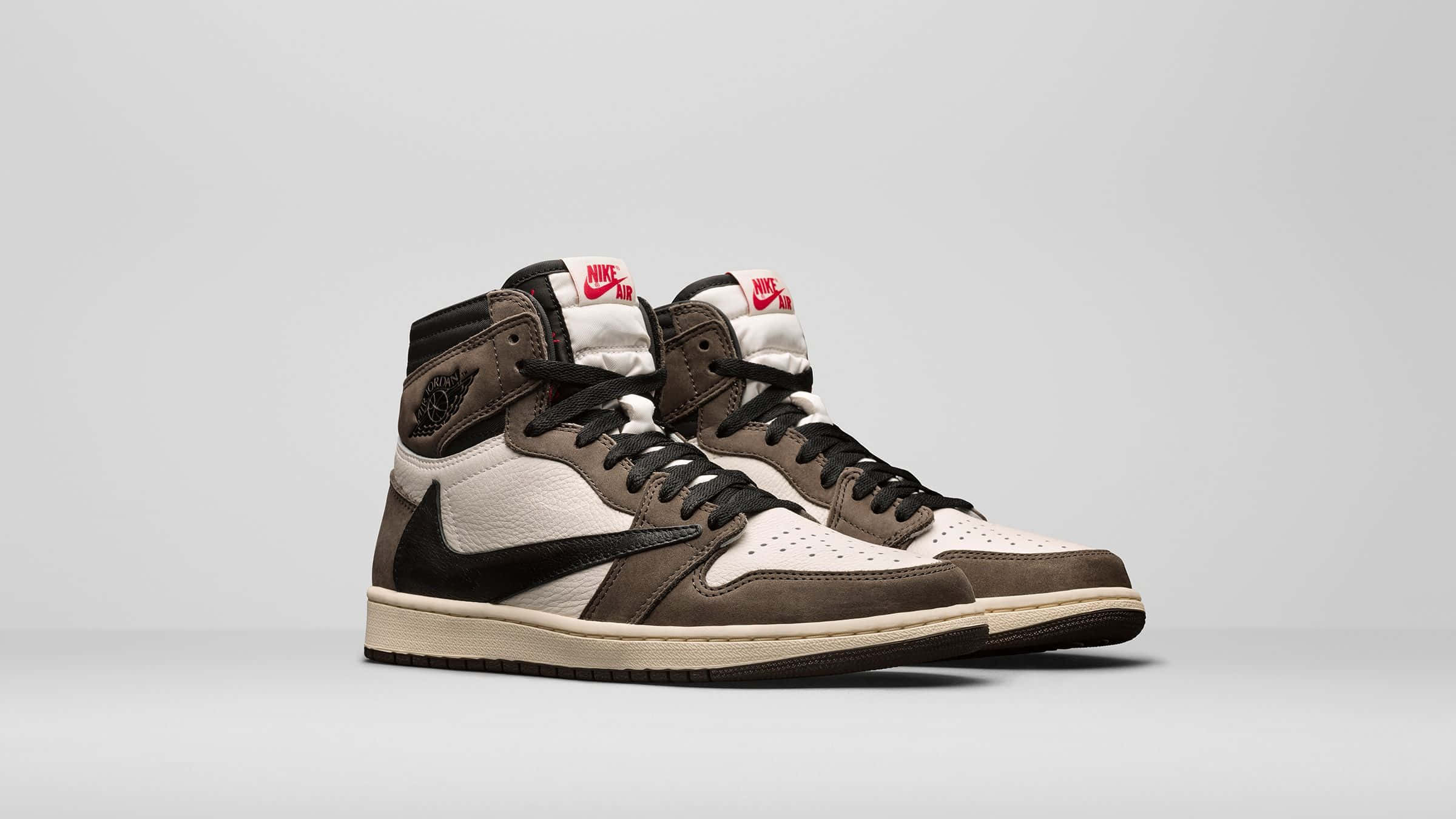 Iconic Look—travis Scott Jordan 1 Background