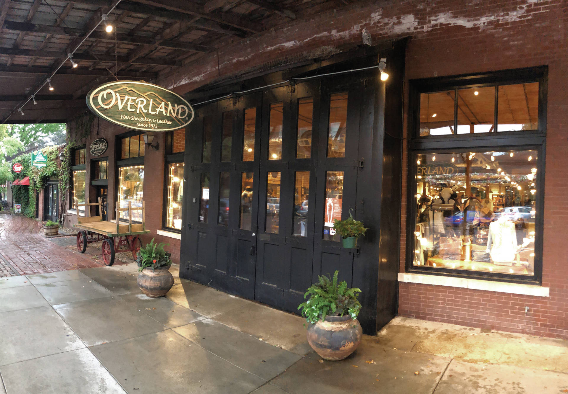 Iconic Overland Sheepskin Company Store In Omaha