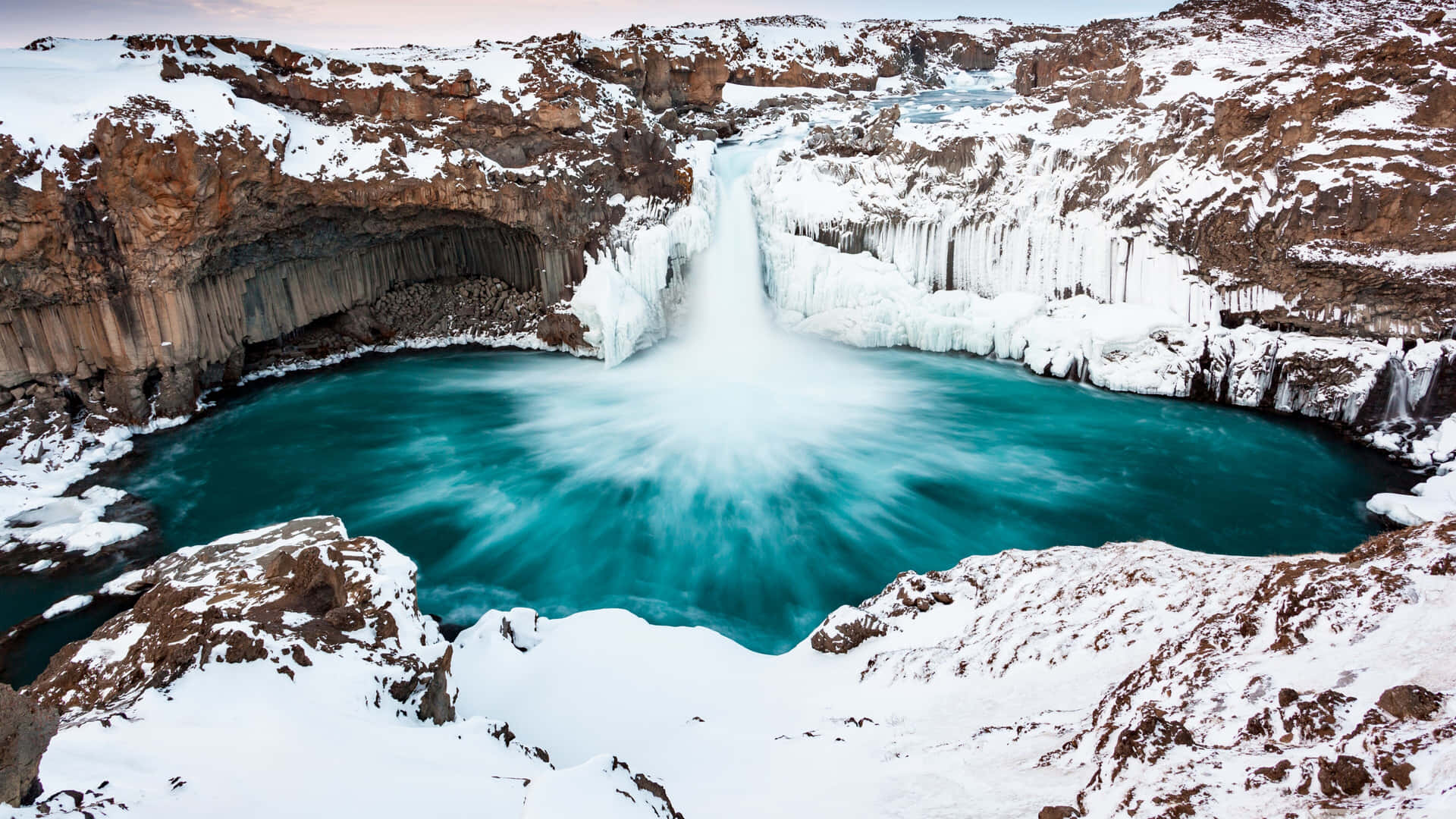 Icy_ Waterfall_ Basin_4 K_169.jpg Background